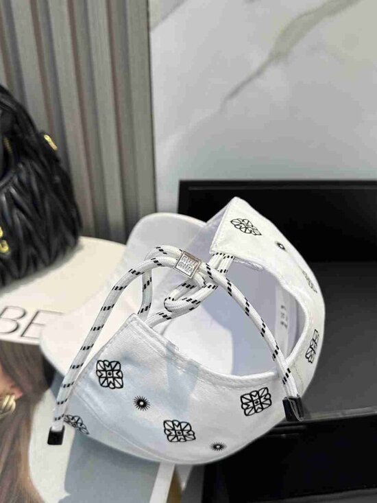 Miu Miu Embroidered Logo Bandana Baseball Cap main image 4